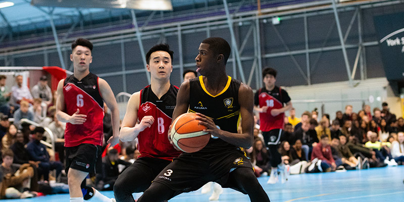 他在多场比 他在多场比